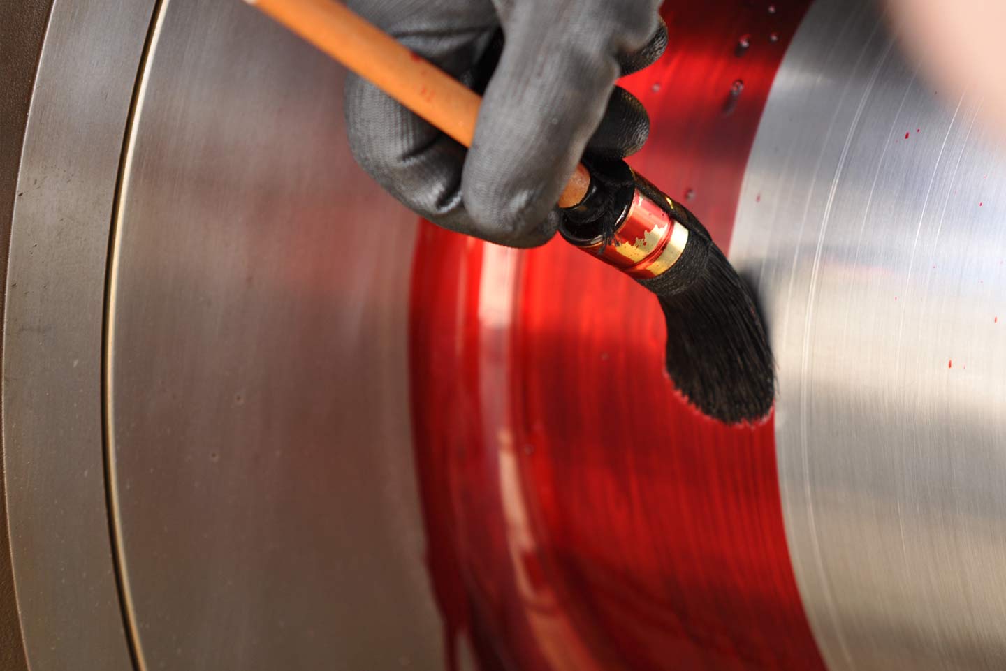 Badania wykonywane przez ekspertów UDT-CERT mogą być przeprowadzane na różnych etapach wytwarzania lub eksploatacji w zależności od potrzeb Klienta lub procesu technologicznego wytwarzania badanego obiektu.